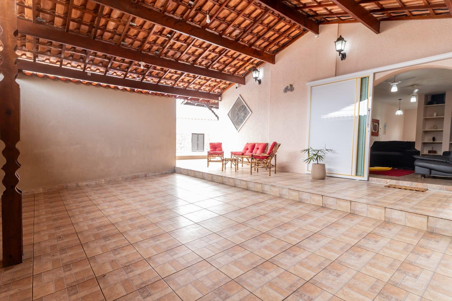 Casa Linda: Dual-pool Paradise With Gourmet Area Near