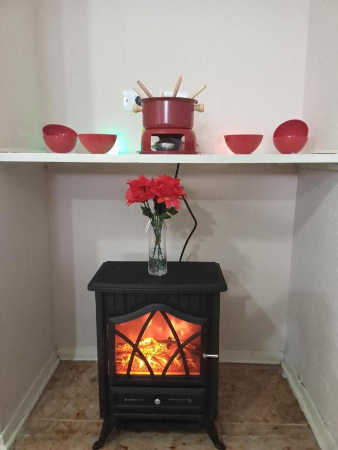Сasa de vacaciones Casa Linda E Espacosa Com 2 Piscinas - Adulto E Infantil, Opcao Da Piscina Adulto Aquecida Cobrado A Parte, 4 Quartos Frente As Piscinas, Area Gourmet Completa Com Churrasqueira, Forno E Fogao A Lenha E Lareira Na Sala, Mesa De Bilhar - Proximo Da Pr Praia Grande (Santos)