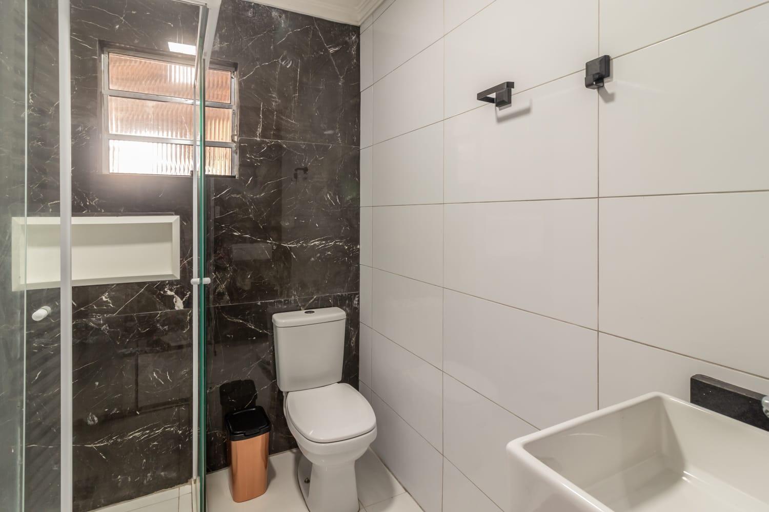 Casa Linda E Espacosa Com 2 Piscinas - Adulto E Infantil, Opcao Da Piscina Adulto Aquecida Cobrado A Parte, 4 Quartos Frente As Piscinas, Area Gourmet Completa Com Churrasqueira, Forno E Fogao A Lenha E Lareira Na Sala, Mesa De Bilhar - Proximo Da Pr *