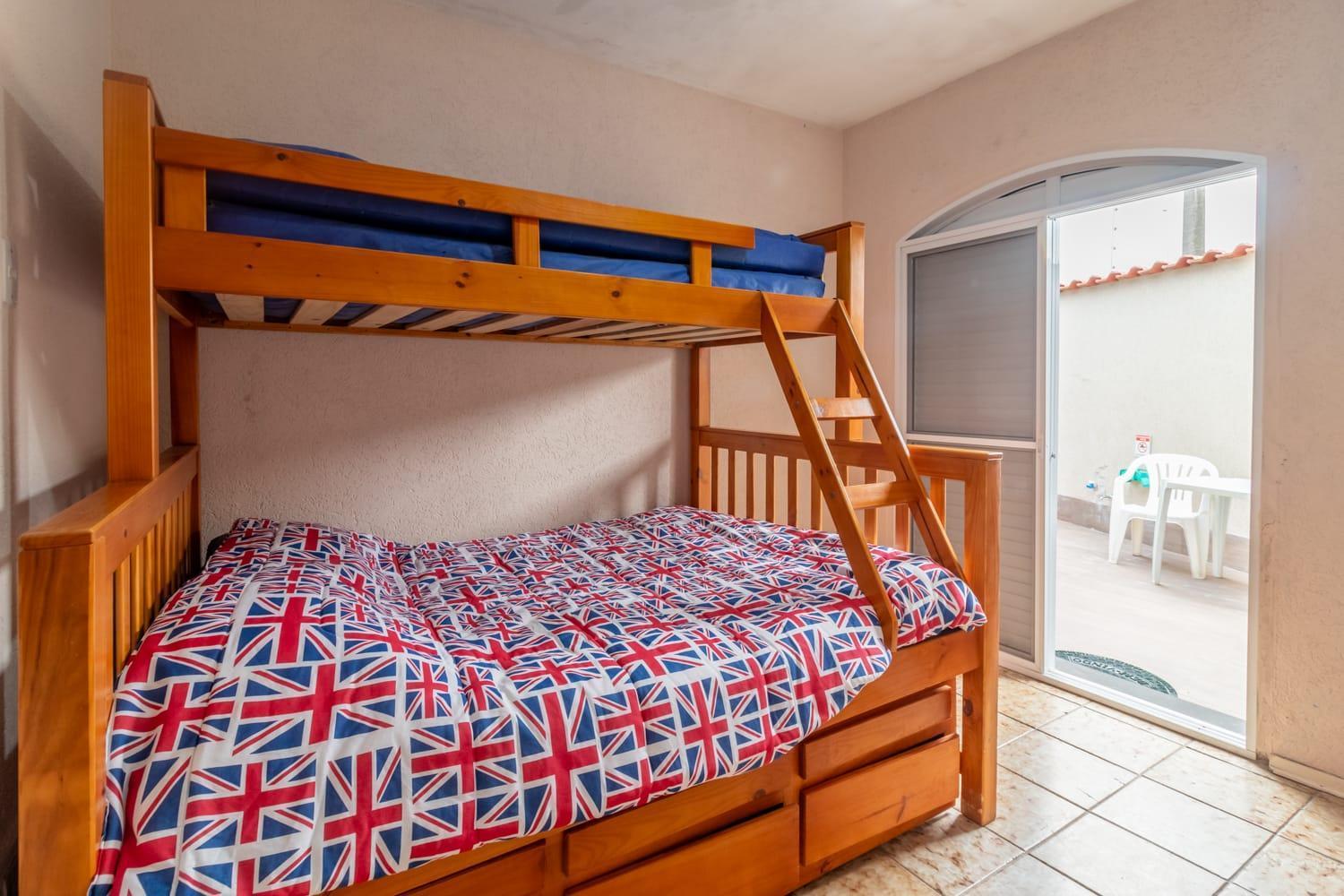 Casa Linda E Espacosa Com 2 Piscinas - Adulto E Infantil, Opcao Da Piscina Adulto Aquecida Cobrado A Parte, 4 Quartos Frente As Piscinas, Area Gourmet Completa Com Churrasqueira, Forno E Fogao A Lenha E Lareira Na Sala, Mesa De Bilhar - Proximo Da Pr