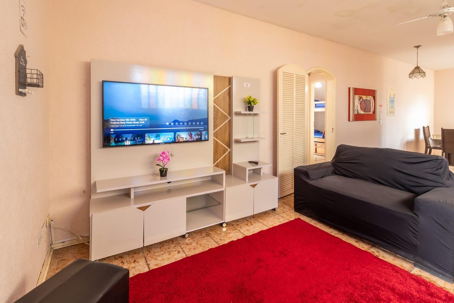 Casa Linda E Espacosa Com 2 Piscinas - Adulto E Infantil, Opcao Da Piscina Adulto Aquecida Cobrado A Parte, 4 Quartos Frente As Piscinas, Area Gourmet Completa Com Churrasqueira, Forno E Fogao A Lenha E Lareira Na Sala, Mesa De Bilhar - Proximo Da Pr Сasa de vacaciones *